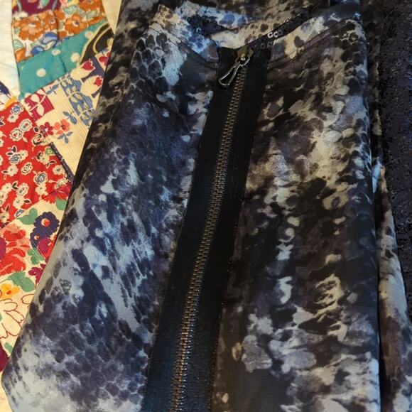 Jones New York Collection Navy Sequin Snakeskin Print Trim & Back Tank Size 14 - Picture 10 of 10